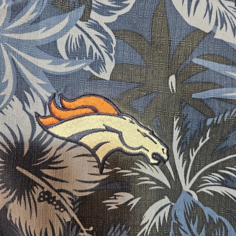 Tommy Bahama NFL Denver Broncos Hawaiian Shirt LT Blue 100% Silk - Picture 3 of 10